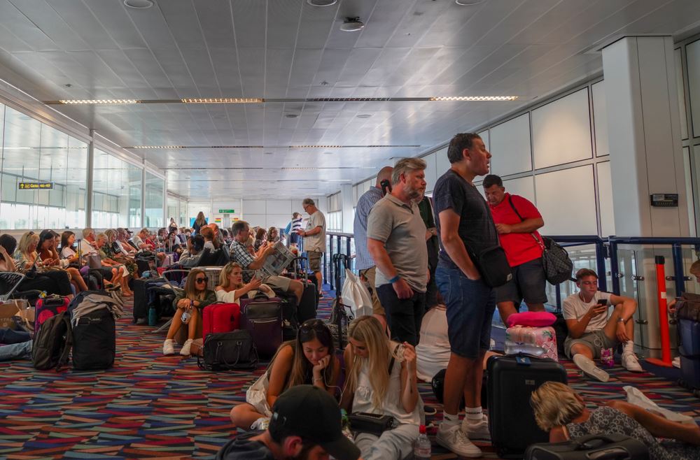 British Airways System Outage Causes Flight Cancellations at London Airports
