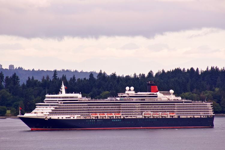 Cunard Now Suspending Cruises to May 15