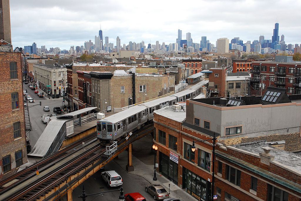 Chicago Touts Neighborhood Experiences, New Boutique Hotels