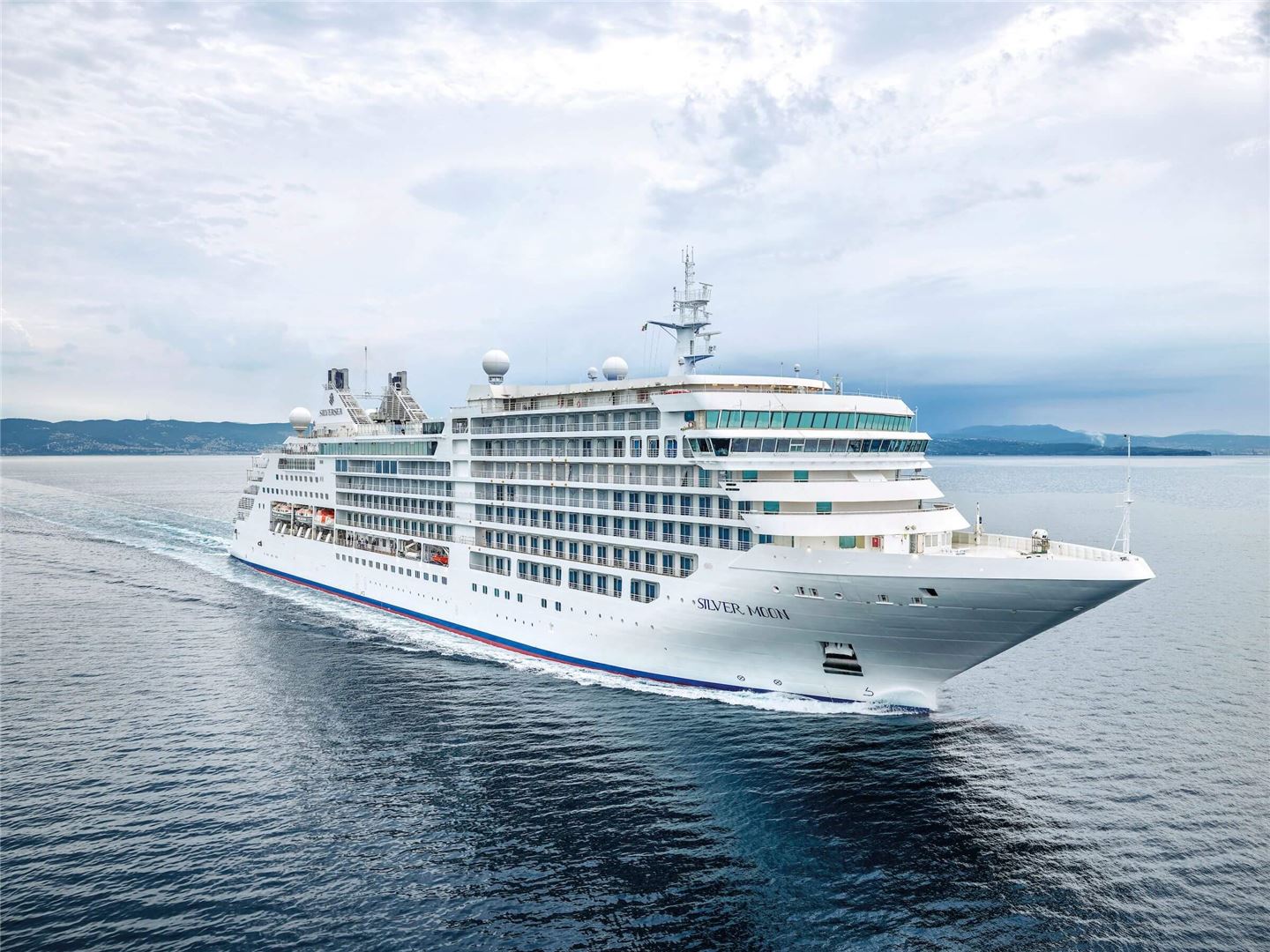 Silversea Adds Complimentary Shore Excursions and Roundtrip Air