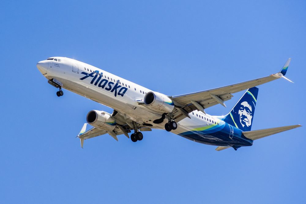 Alaska Airlines Raises Checked Bag Fee to $30, Matching Rivals