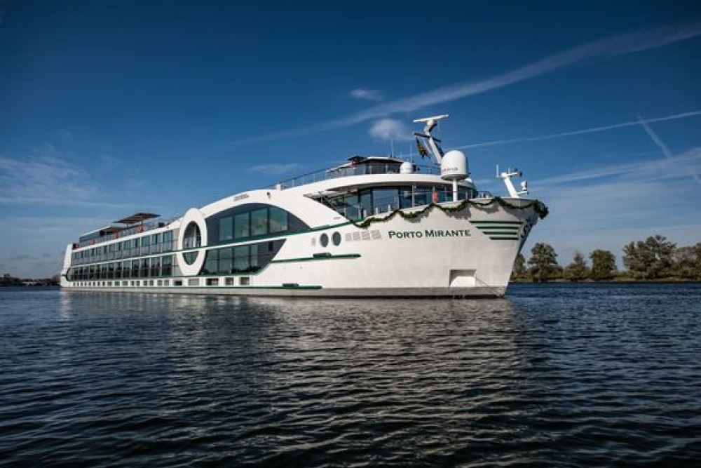 the porto mirante river cruise ship