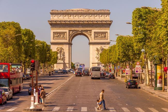 France Will No Longer Welcome Unvaccinated American Travelers