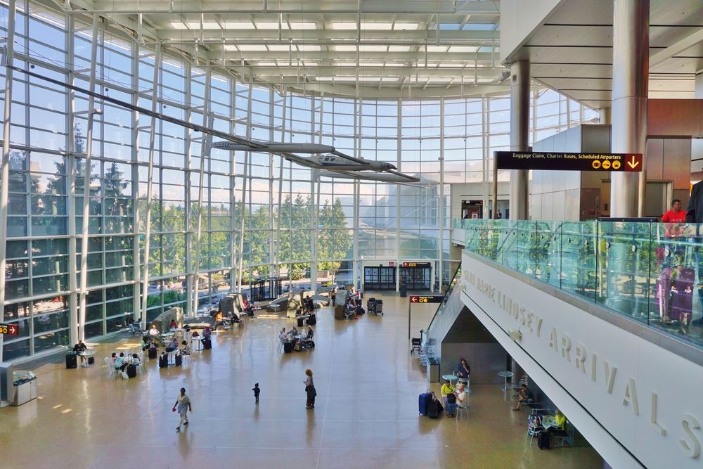 Another Airport Will Allow Non-Travelers Past Security Gates