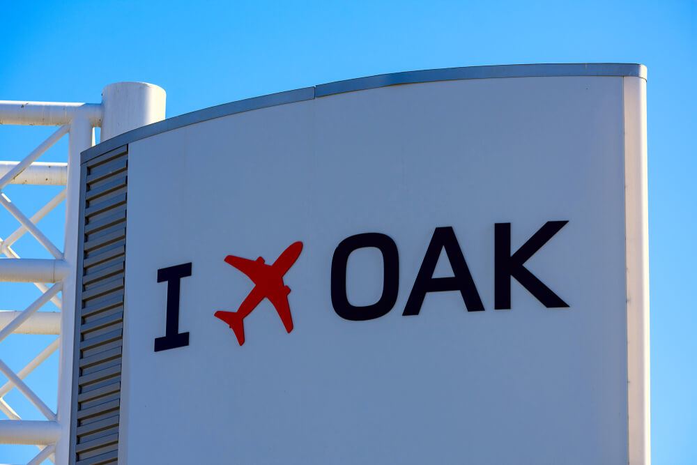 I fly Oakland sign 