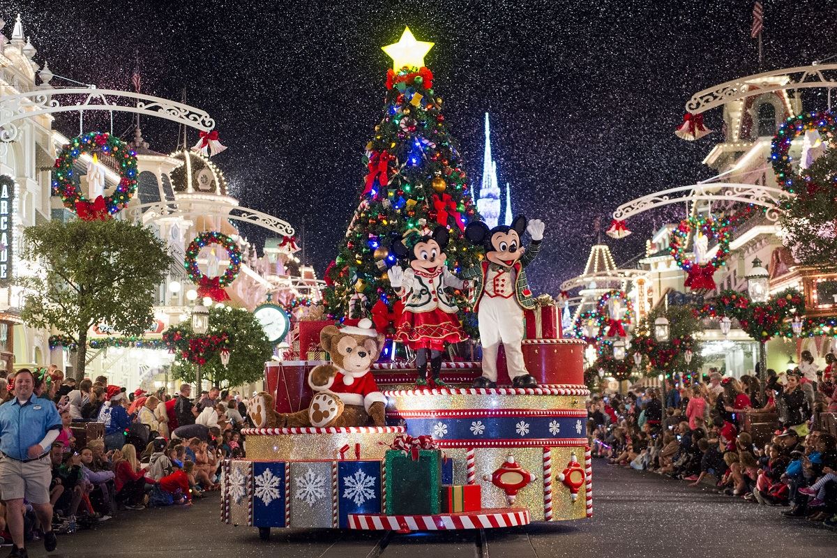 Walt Disney World Gets into the Holiday Season with New Festive Offerings