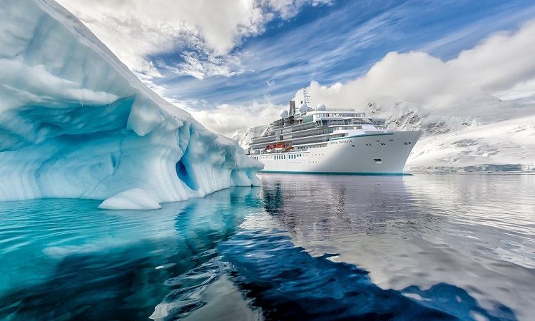 Crystal Endeavor’s Iceland Bookings Open to ‘Extraordinary Demand’