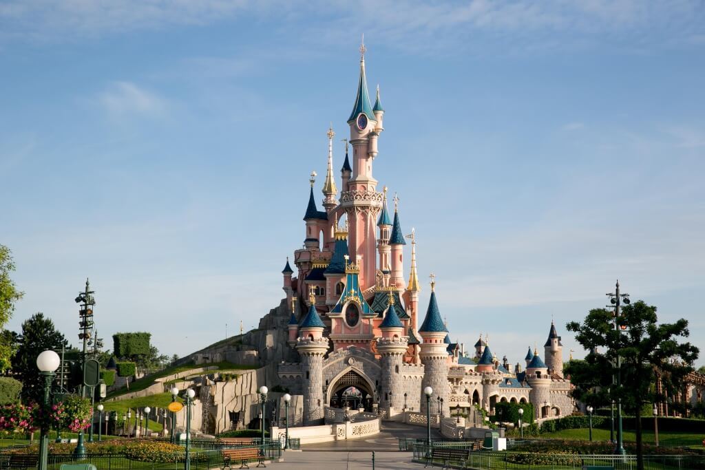 Disneyland Paris to Close After France Announces Lockdown