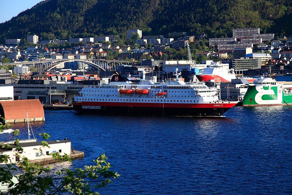 Hurtigruten Revamps Travel Agent Certification Program