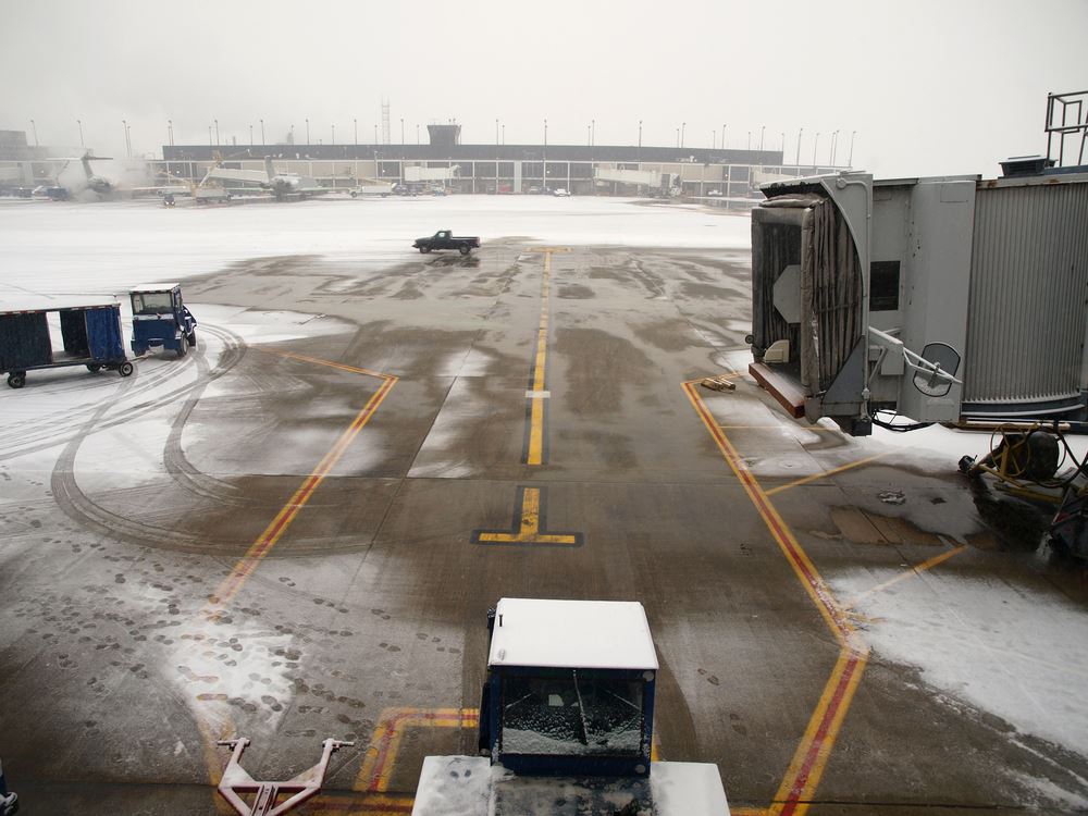 Airlines Issue Waivers as Winter Storm Maya Impacts Midwest and Northeast U.S.