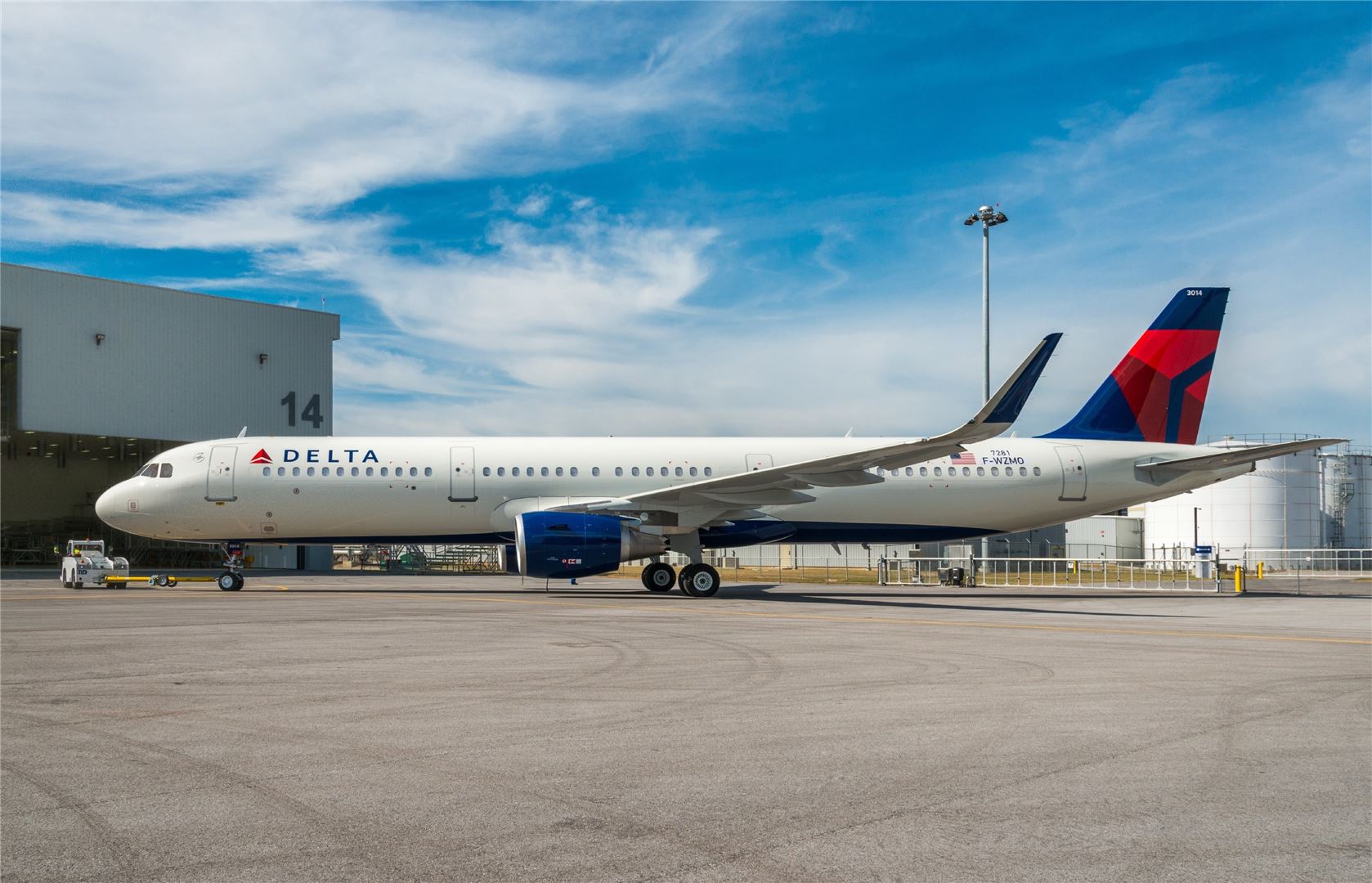 Delta Air Lines Joins Others in Raising Bag Fees