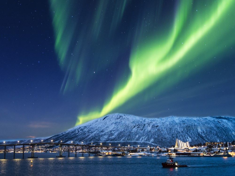 northern lights with uniworld boutique river cruises