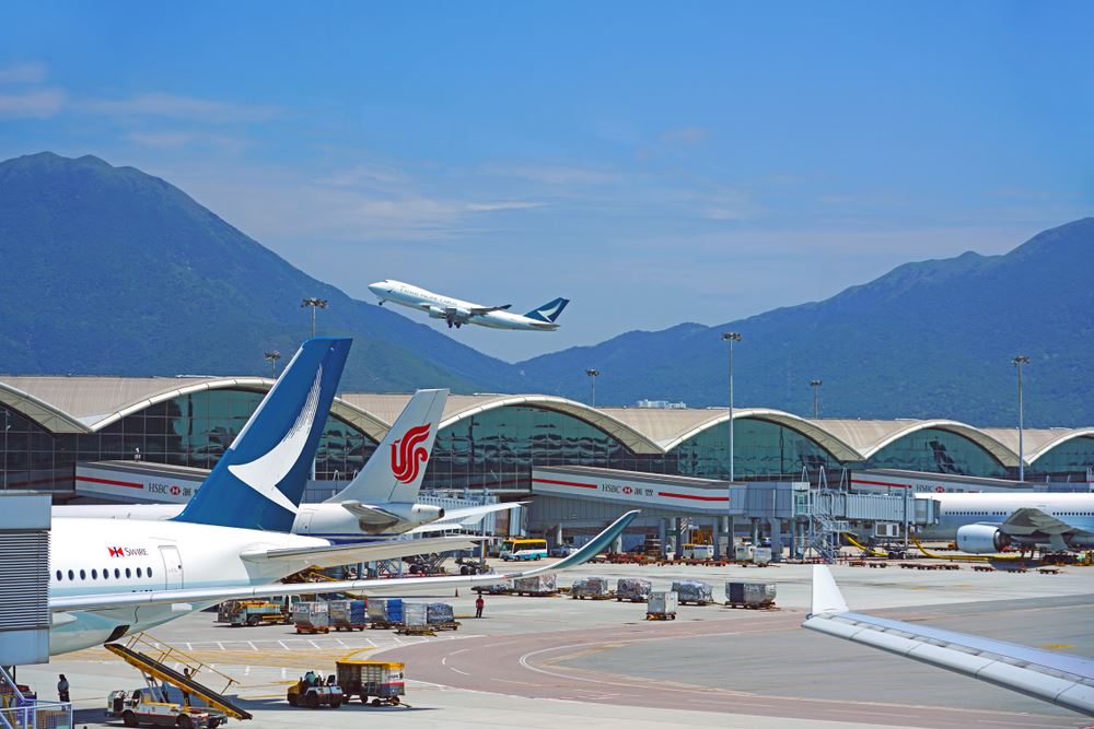 Flights Resume at Hong Kong Airport After Two Days of Stops and Starts