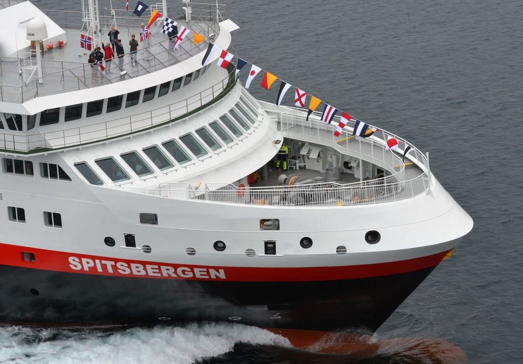 Hurtigruten Refused Entry to Russian Waters Above Arctic Circle