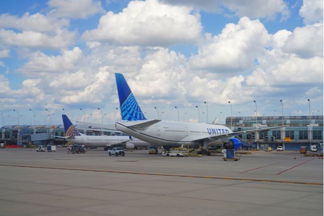 United Airlines Middle Seat Face Mask Policy 