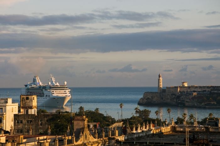 Royal Caribbean’s Drops Anchor In Havana