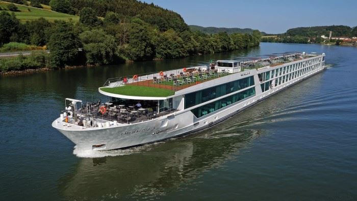emerald sun river cruise ship 