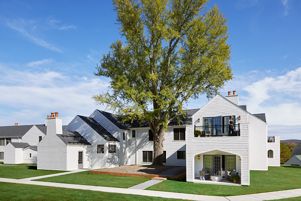 Exterior of Miraval Berkshires Cottage