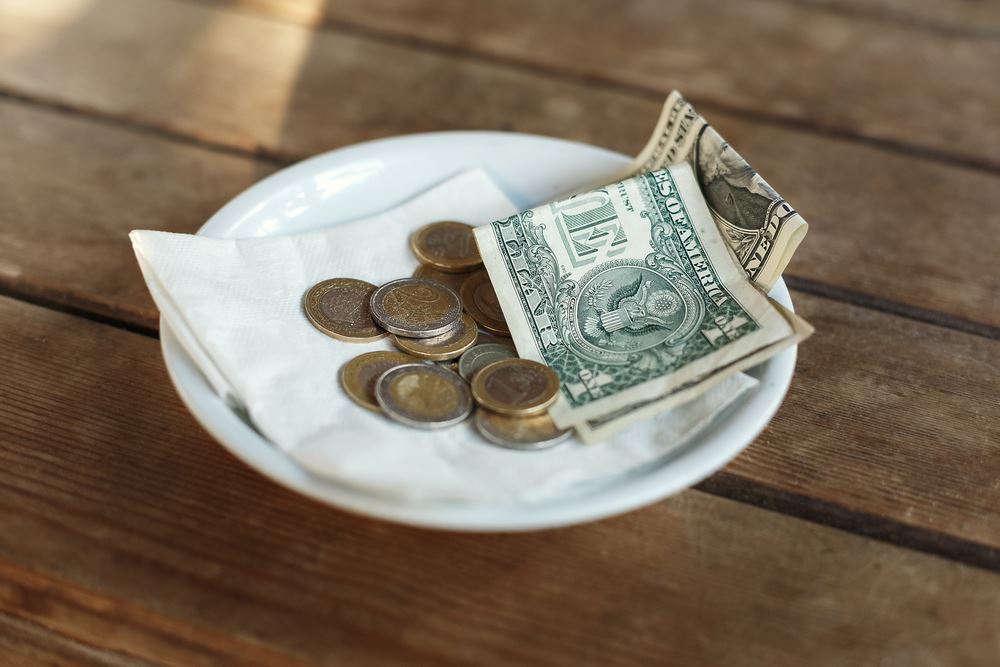 The Ultimate Guide to Tipping While Traveling