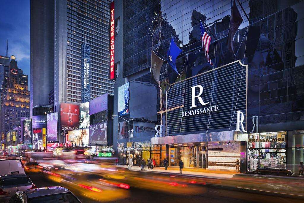 Renaissance New York Times Square Unveils New Guestrooms and Suites