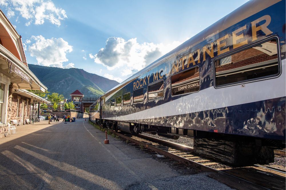 Rocky Mountaineer Unveils Moab Music Festival Package