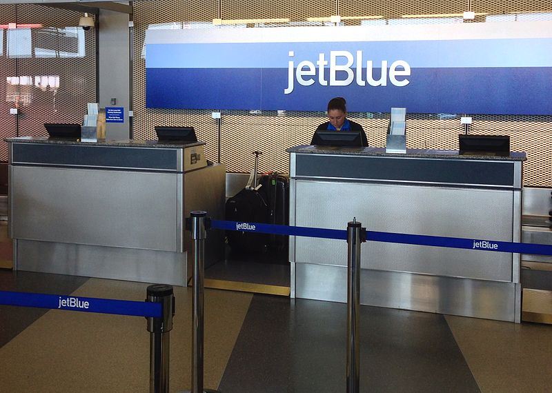 JetBlue Replaces Boarding Passes With Facial Recognition
