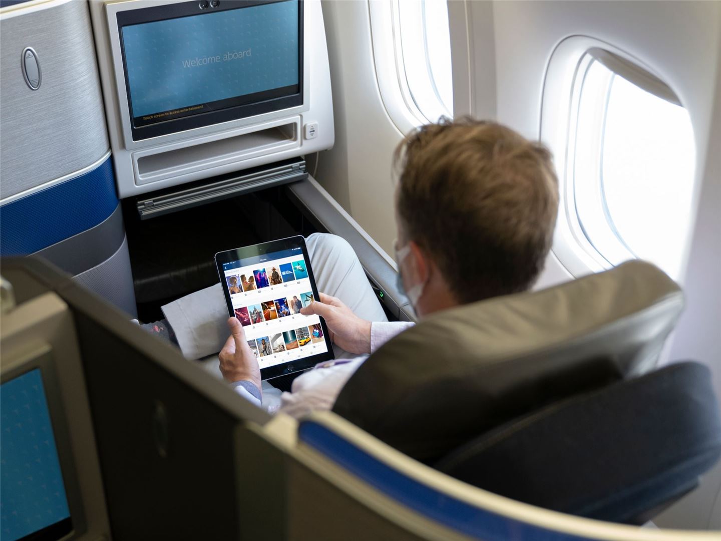 United Airlines seatback entertainment system onboard 