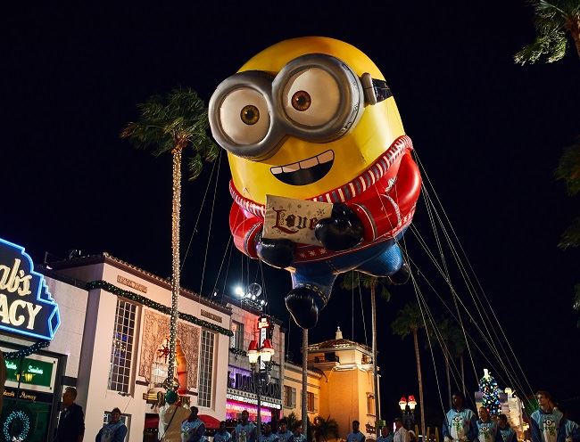 Universal Holiday Parade featuring Macy's