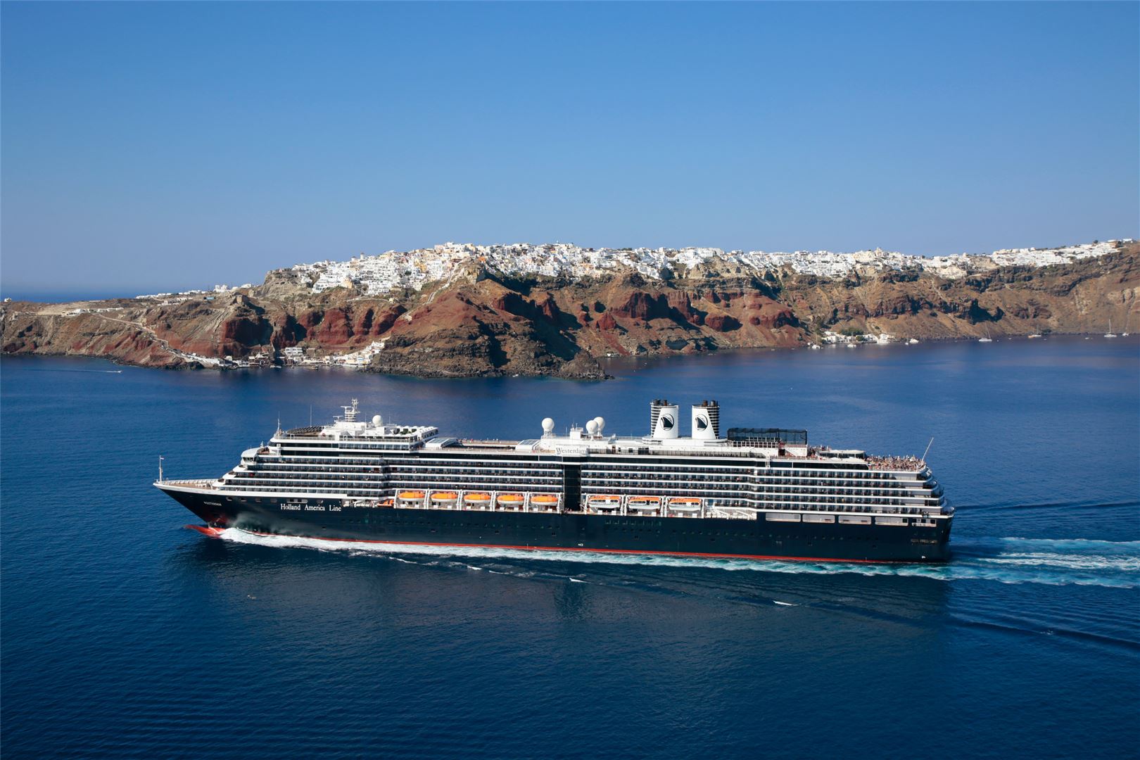 Holland America Line Academy Adds New Specialist Courses
