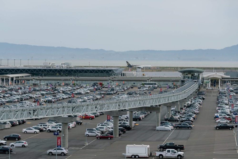 Metropolitan Oakland International Airport 