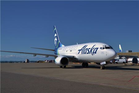 Alaska Airlines Expands West Coast Service