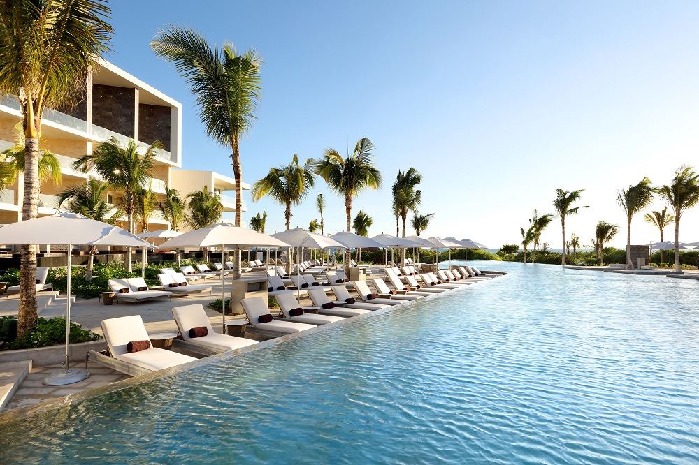 Pool at the TRS Coral Hotel in Costa Mujeres 