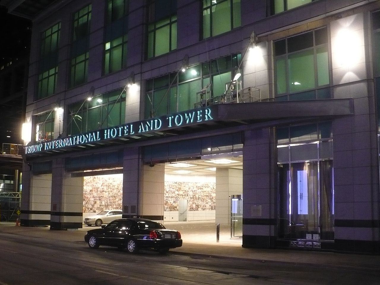 Toronto Hotel To Drop Trump Name