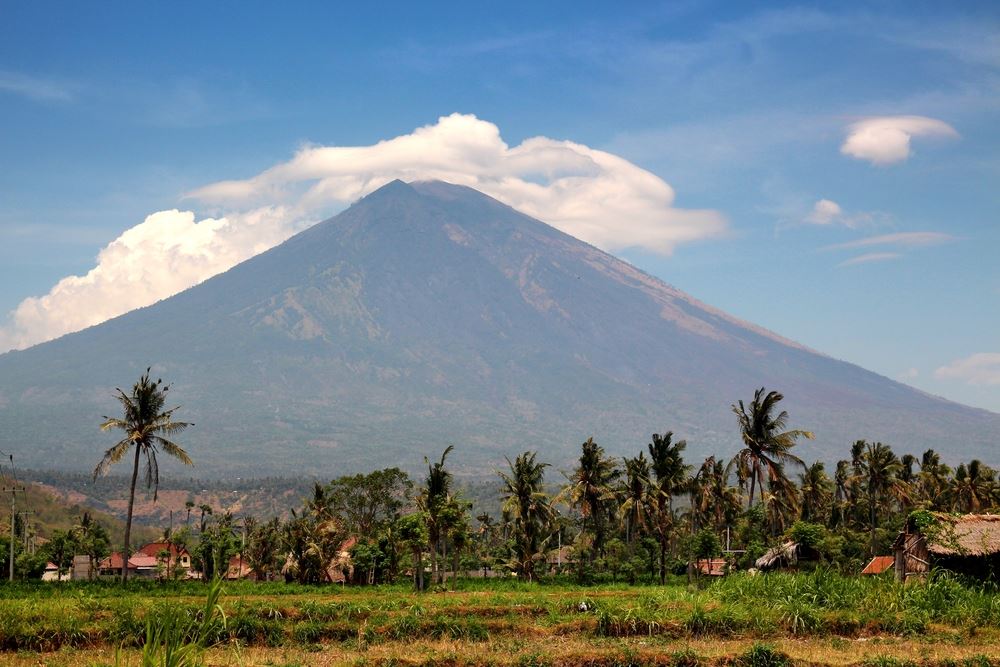 Thousands Evacuated Near Bali Volcano Over Eruption Fears