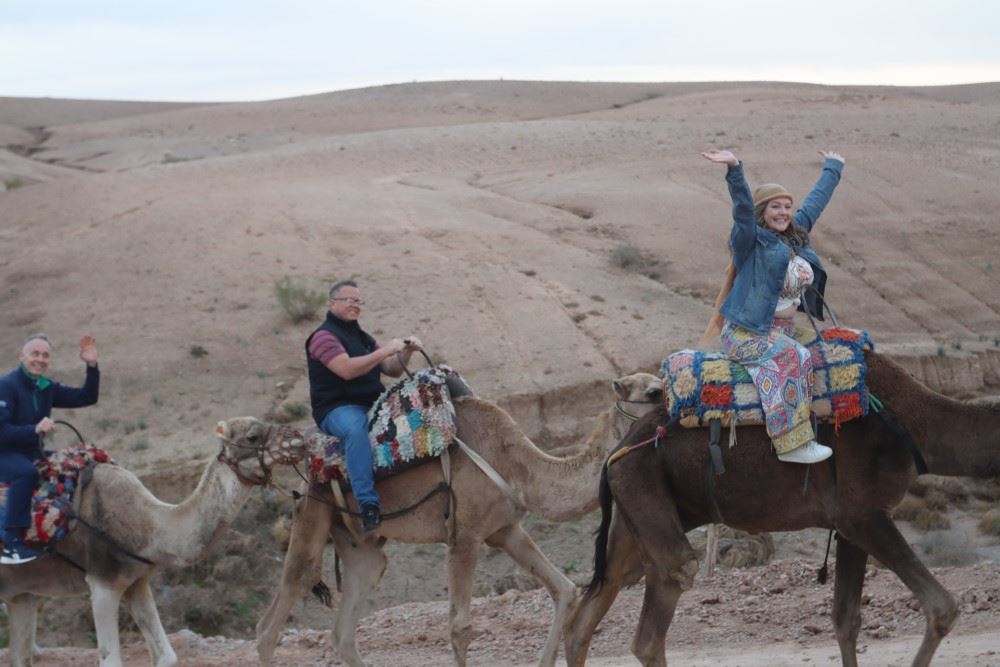 friend group on a collette tour in egypt
