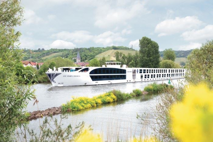 the S.S. Maria Theresa river ship 