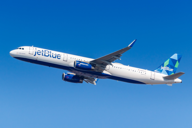 DOT Approves JetBlue and American Airlines Partnership