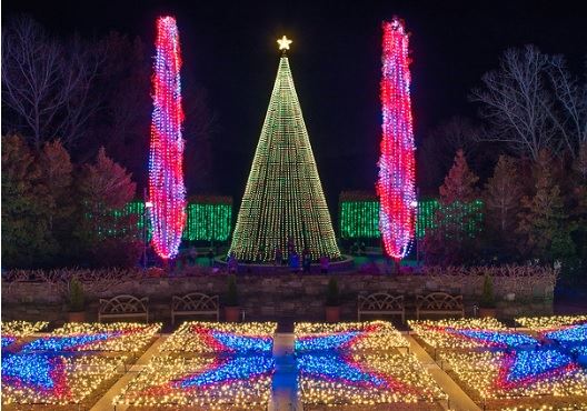 The 10 Most Festive Christmas Towns in the U.S. for 2019