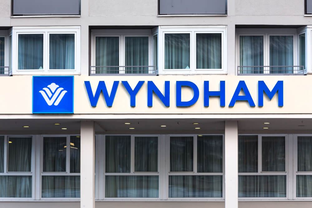 Wyndham Hotel logo 