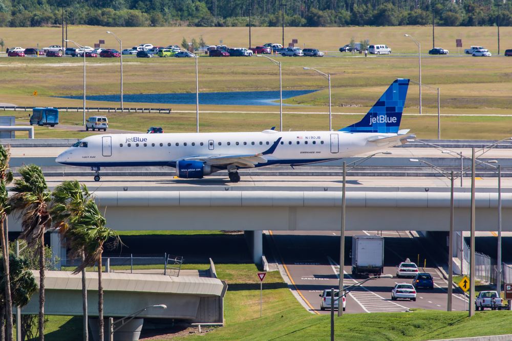 JetBlue Tests Carry-on Baggage Fee at Orlando International Airport