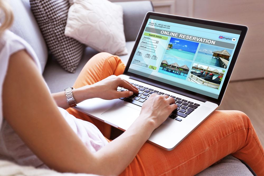 Look-a-Like Travel Booking Websites Could Cost Consumers