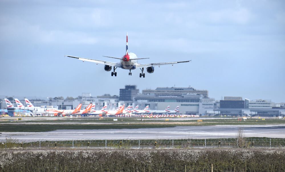 London Gatwick Airport Forced to Cut Flights Because of Staff Illnesses
