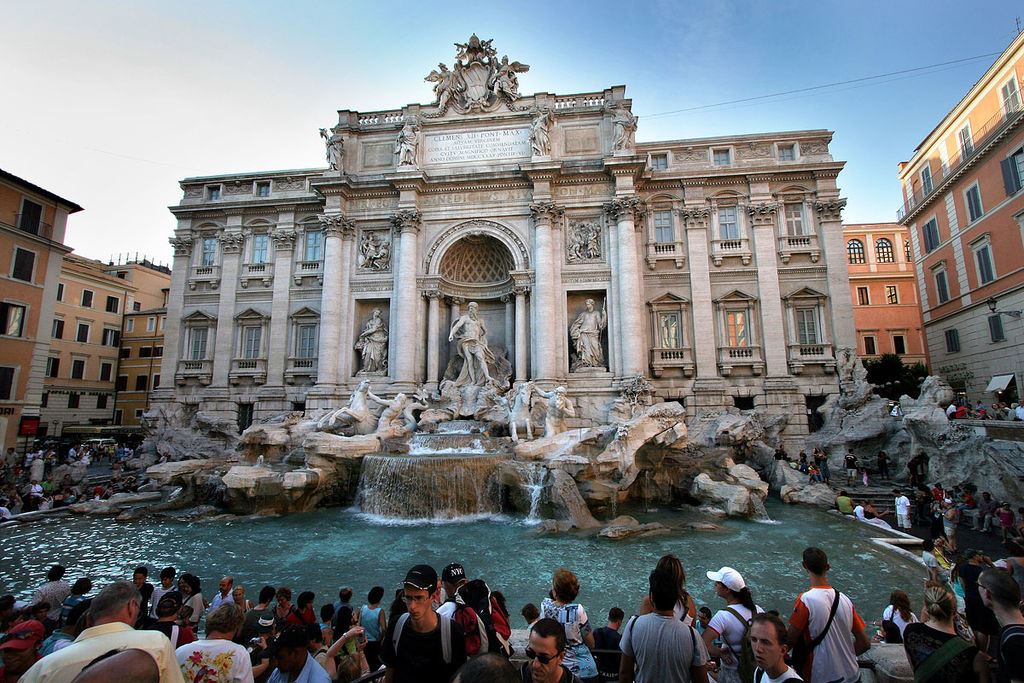 Rome Bans Eating And Drinking Near Historic Fountains