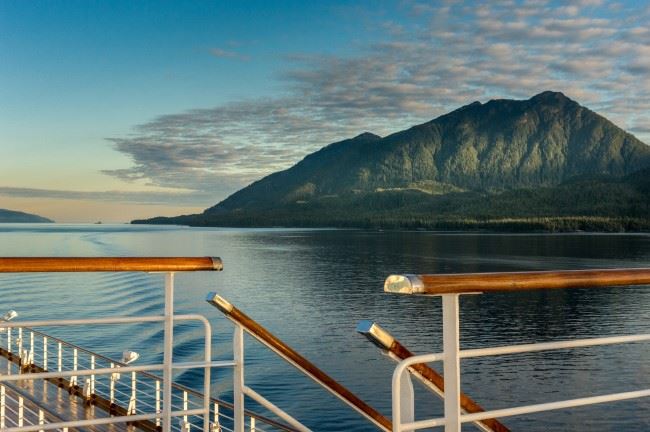 Holland America Unveils “Alaska Up Close” Program