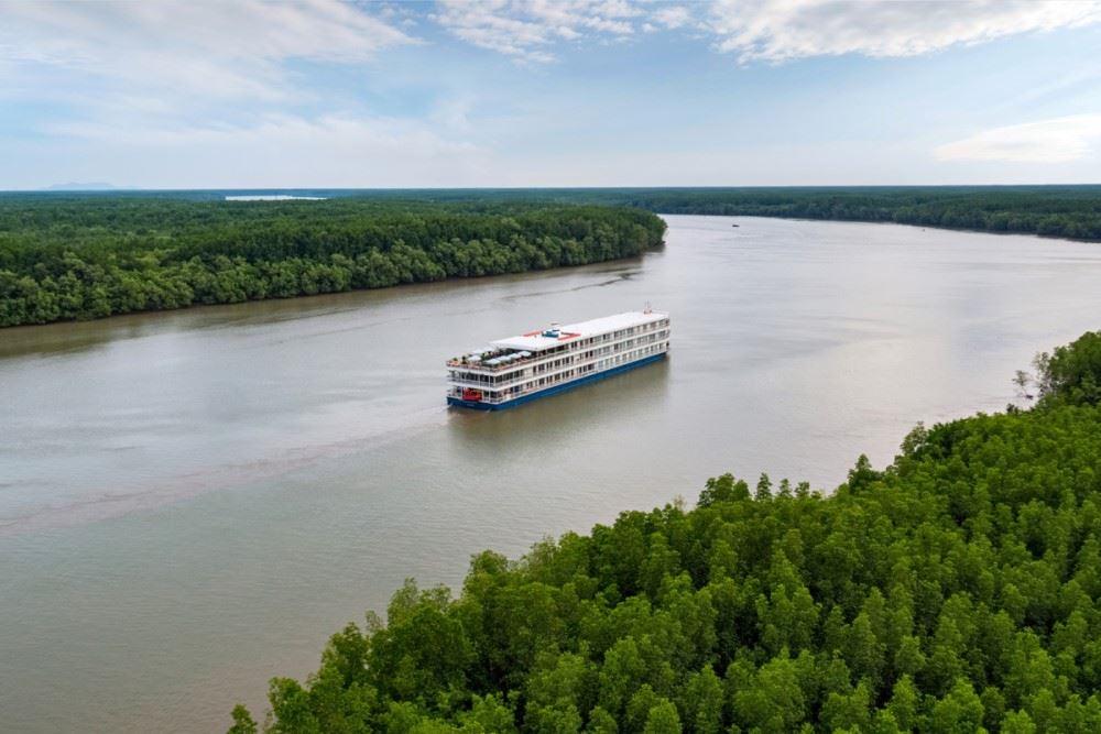 the mekong jewel river ship on the makong river