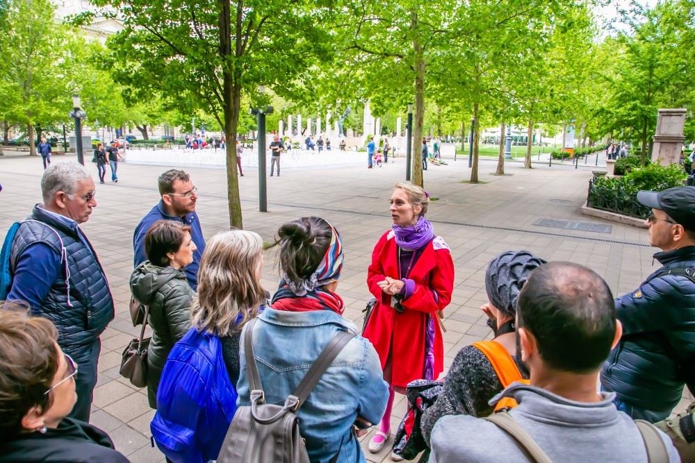 tour group with leader