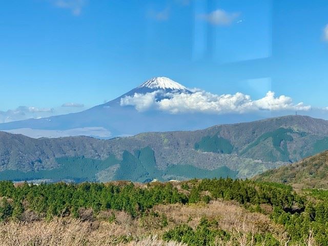 探索日本：乘火车旅行的一种简单有效的方式