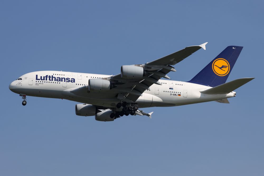 Lufthansa Cuts 25 Of Europe Flights Due To Coronavirus Spread