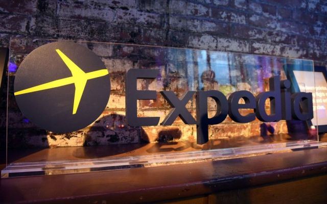 家庭Expedia预订出错而搁浅