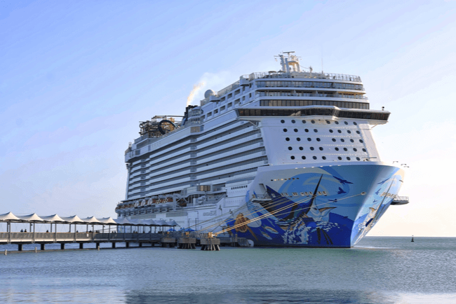 Norwegian Cruise Lines Updates Vaccination Policy, Drops Mask Requirements